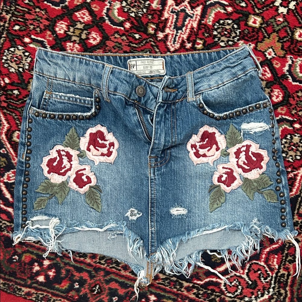 Free People Blue Denim Jeans with floral embroidery Stitching and studs